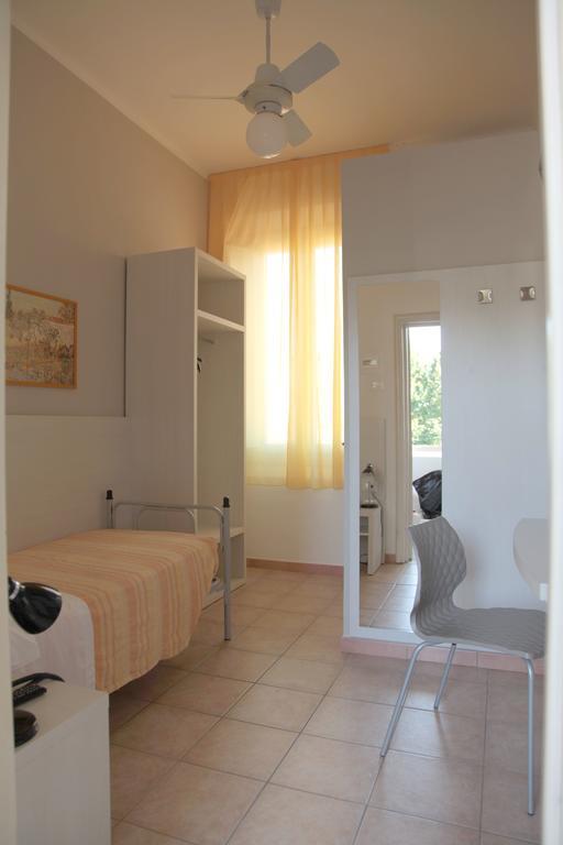 Hotel Gardenia Forlì Szoba fotó