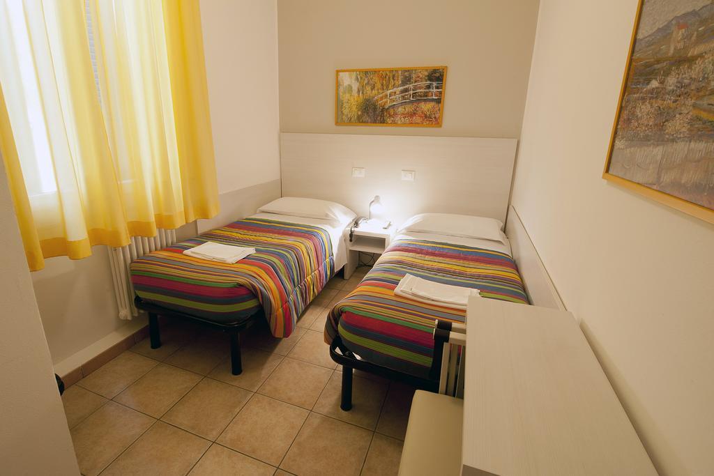 Hotel Gardenia Forlì Kültér fotó