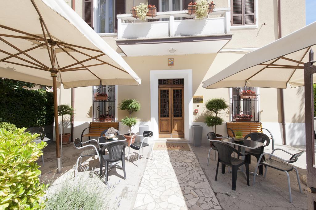 Hotel Gardenia Forlì Kültér fotó